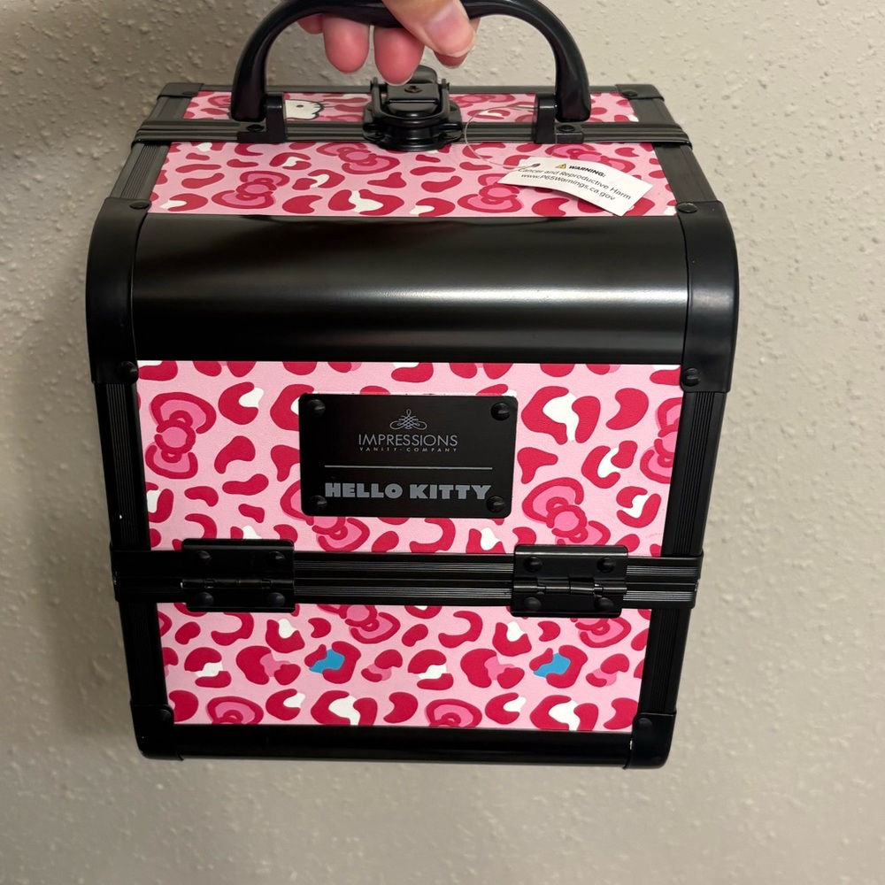 Hello Kitty Makeup Organizer - Pink and Black